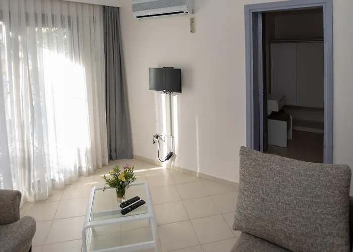 Mitos 公寓式酒店 3*