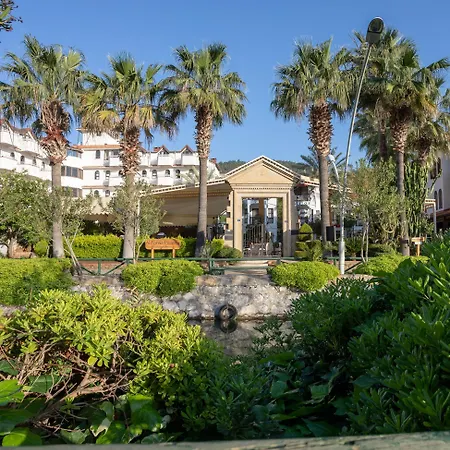 Hotel de apartamente Mitos