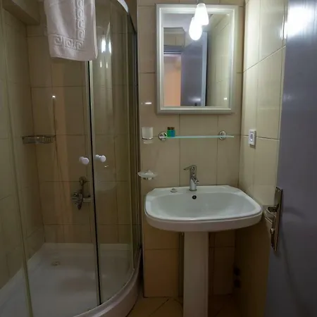 Mitos 马尔马里斯